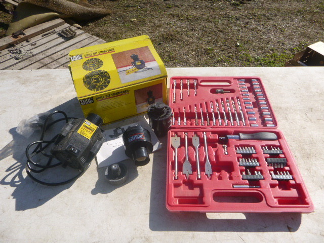 lot 89 image: Handy Toughest Drill Bit Set and Tool Shop Drill Bit Sharpener