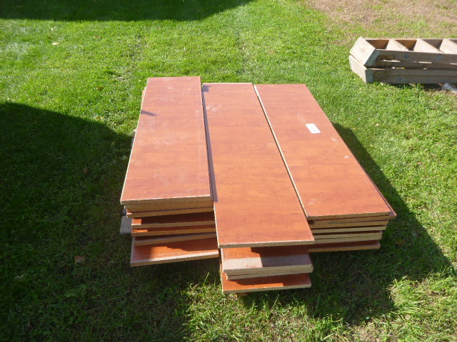 lot 114 image: Laminate Shelving Boards
