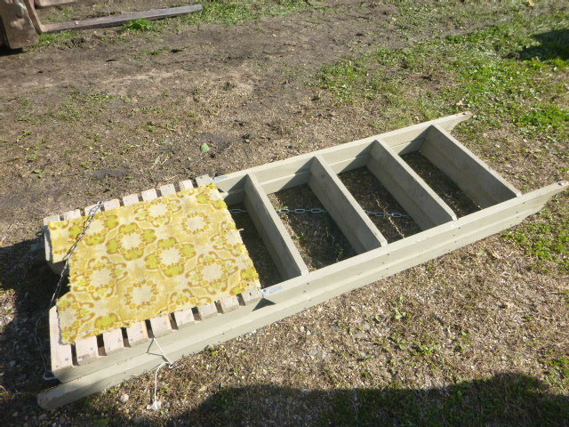 lot 125 image: Homemade Deer Stand