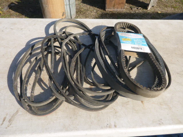 lot 135 image: Miscellaneous Belts