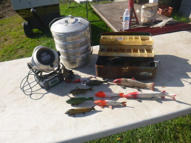 lot 157 image: Fishing Items