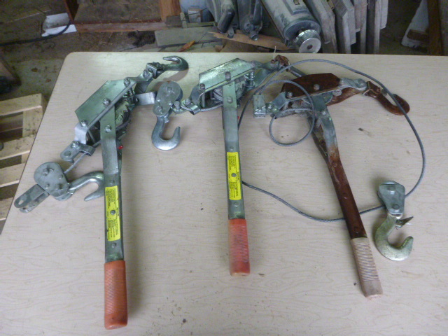 lot 216 image: 3 Come-Alongs