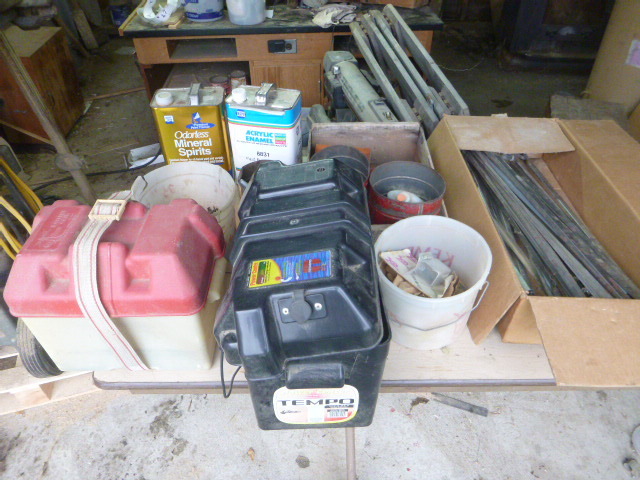 lot 218 image: Miscellaneous Garage Items