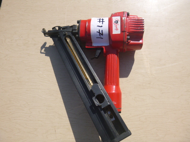 lot 171 image: Grizzly Nail Gun