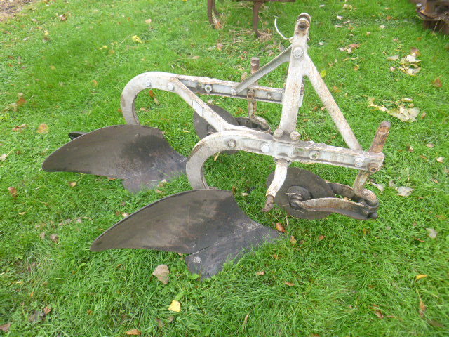 lot 5 image: Ferguson Two Row Plow