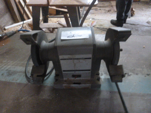 lot 28 image: Sears Bench Grinder
