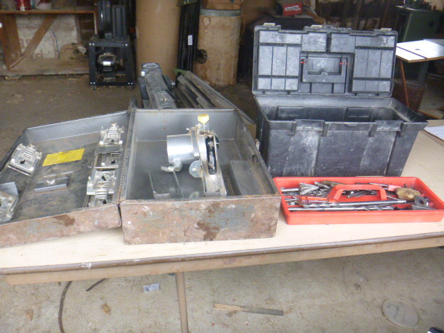 lot 229 image: Toolbox with Assorted Tools