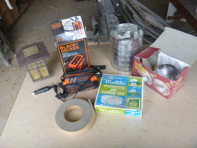 lot 236 image: Miscellaneous Garage Items