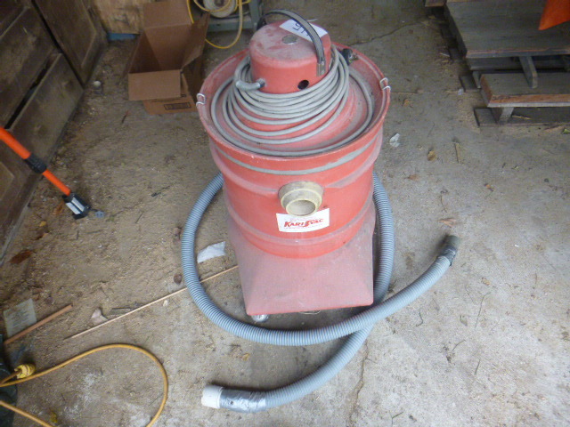 lot 45 image: Kari Vac Shop Vac