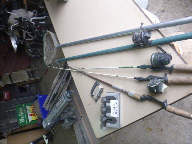 lot 245 image: Fishing Items