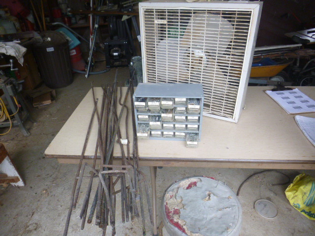 lot 249 image: Miscellaneous Garage Items