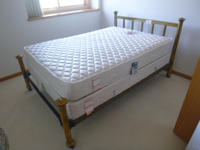 Full Size Brass Bed