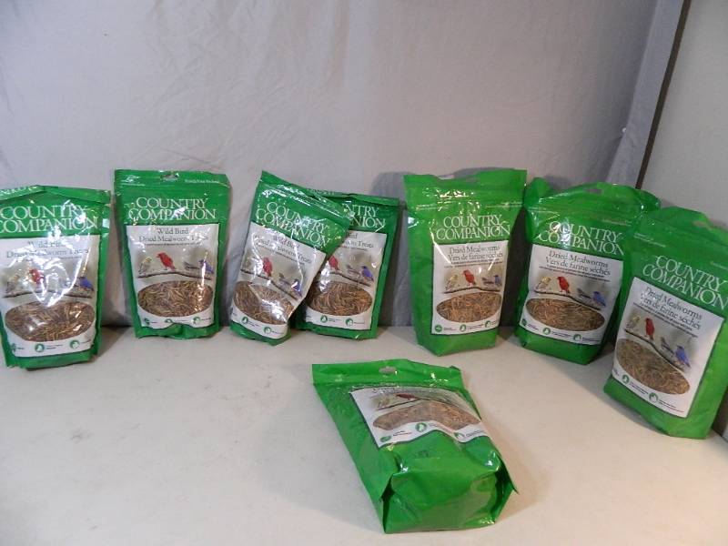 lot 62 image: 8 New Bags of Country Companion Wild Bird Dried Mealworm Treats