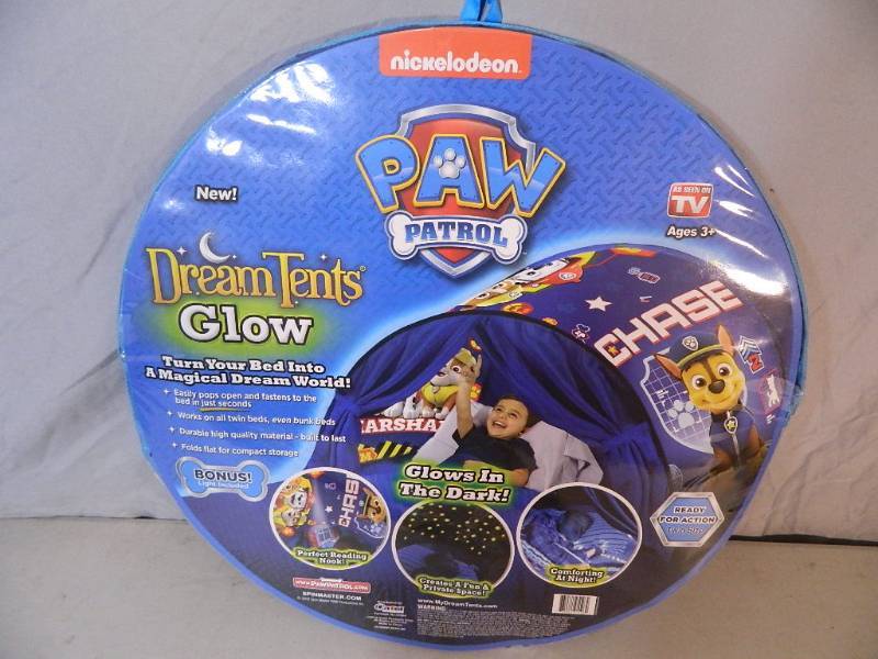 lot 80 image: New Paw Patrol Dream Tents Glow