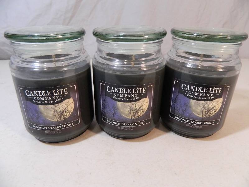 lot 113 image: 3 New CandleLite Candles