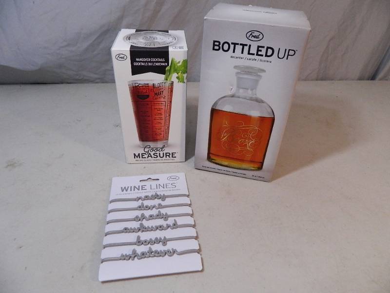 lot 115 image: New Bar Items