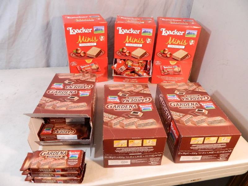 lot 188 image: New Loacker Wafers