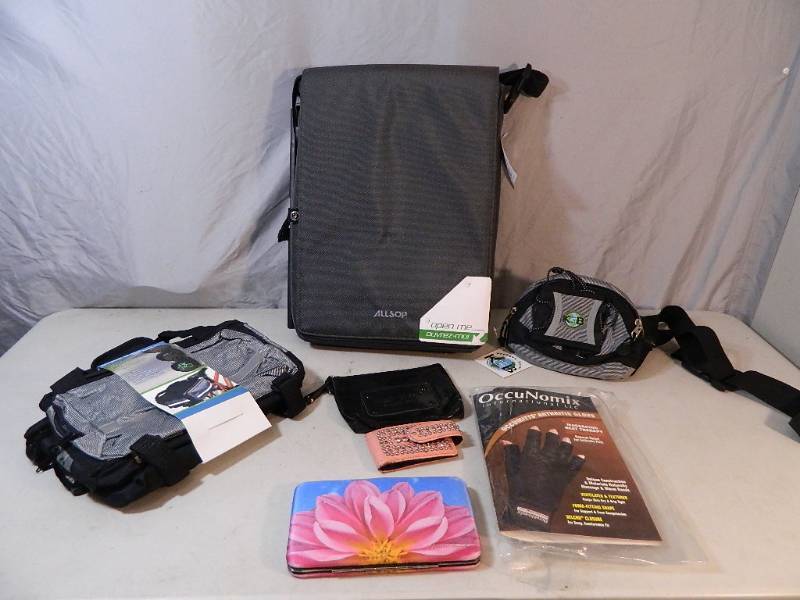 lot 192 image: New Bags and More