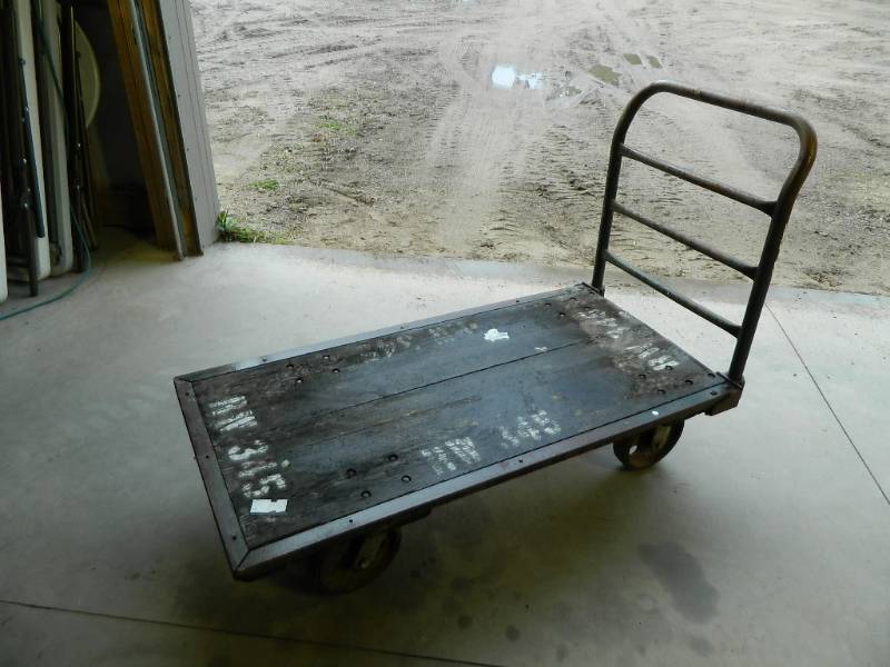 lot 5 image: Nutting Warehouse Cart