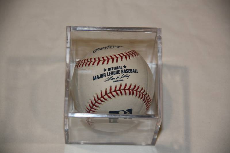 lot 11 image: Delmon Young Single Signed Baseball Auto