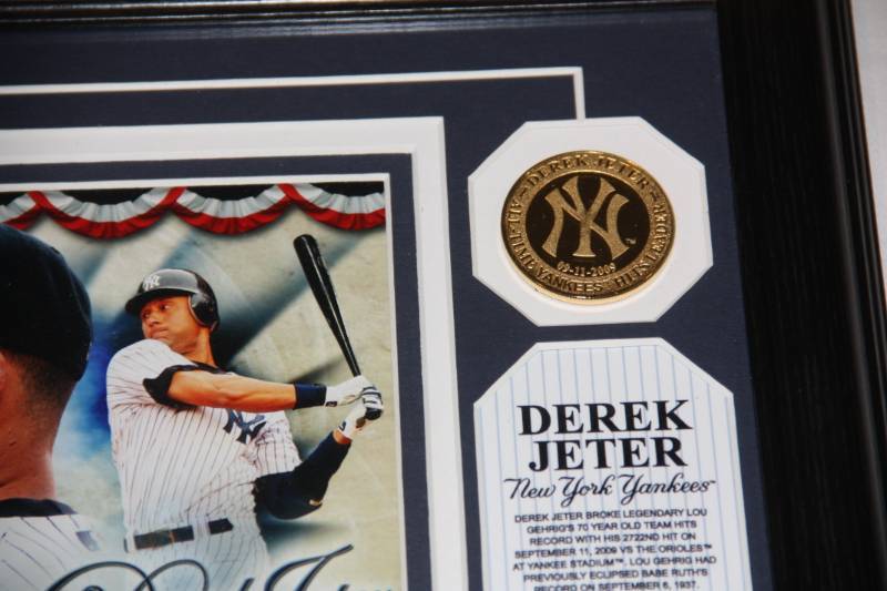 lot 17 image: Derek Jeter Lou Gehrig Limited Framed Photo with Coins 381000