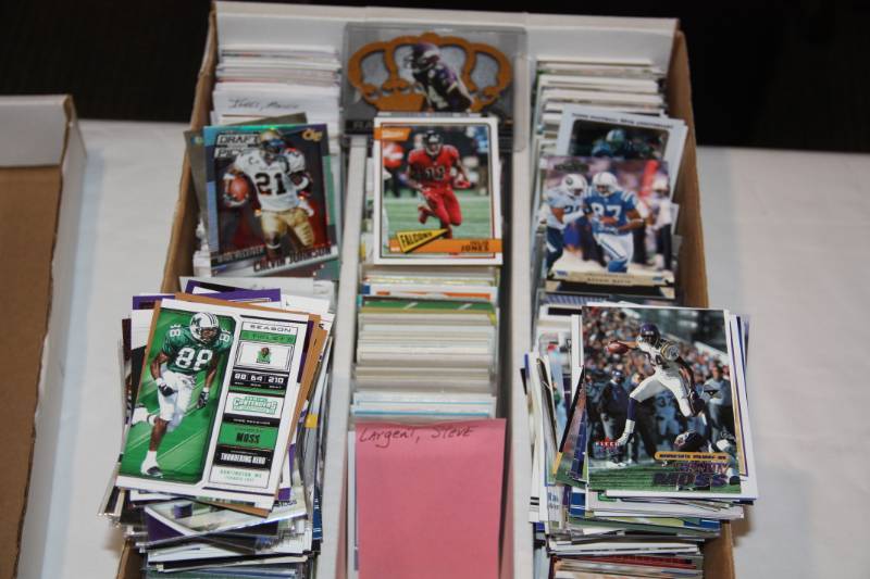 lot 24 image: Three Row Box Lot Football Cards Wide Receivers