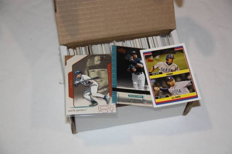 lot 42 image: Single Row Box Lot Ichiro