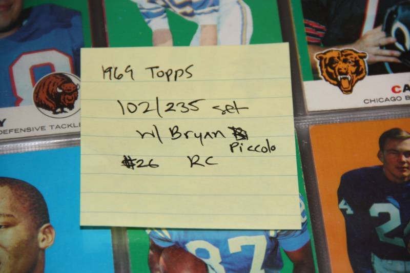 lot 57 image: 1969 Topps Football Partial Set  102 of 235 Card Set