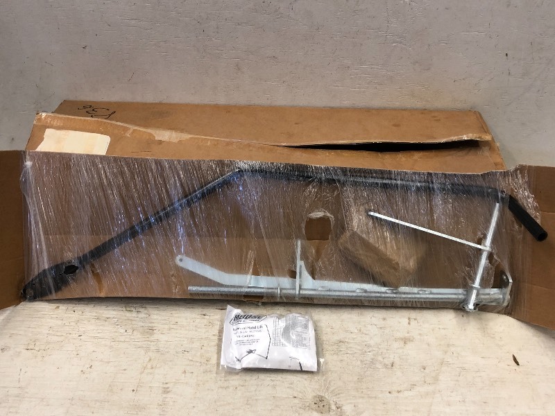 lot 34 image: Unused Moose Hand-Lift Accessory