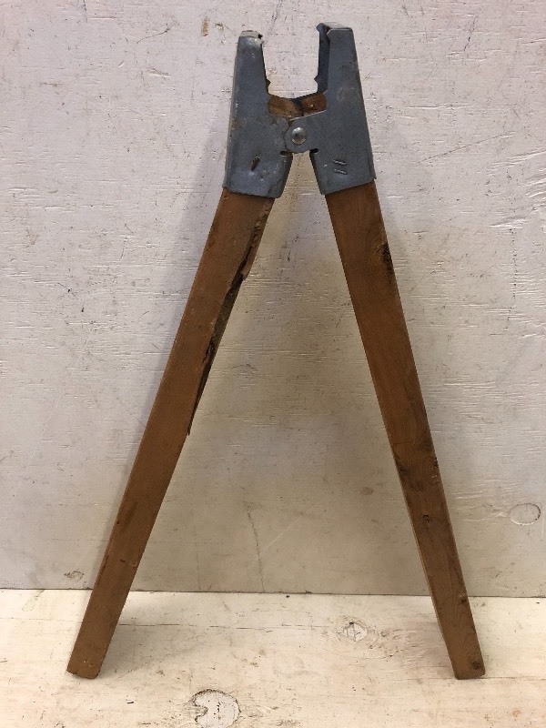 lot 38 image: Lot Of (6) Saw Horse Stands