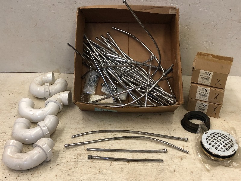 lot 43 image: Box Of Assorted Plumbing Supplies