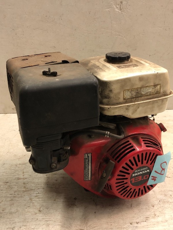 lot 60 image: Honda GX-390 Engine