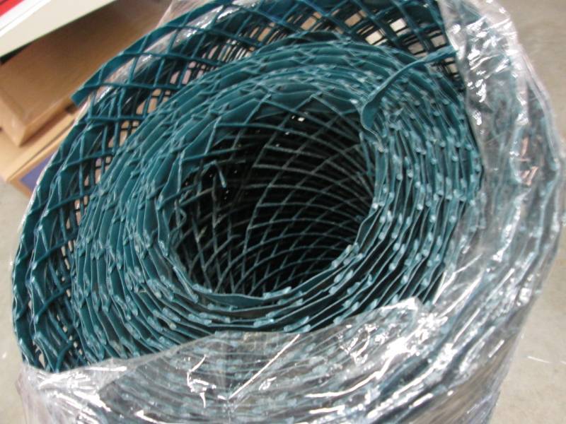 lot 39 image: 4 ft x 50 ft Roll of Snow Fence Gre...