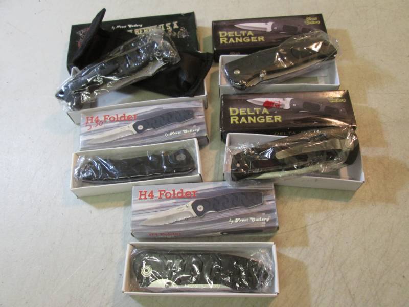 lot 65 image: Lot of 5 New Knives  FS...
