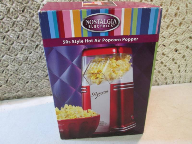 lot 81 image: Electric 50s Style Hot Air Popcorn...