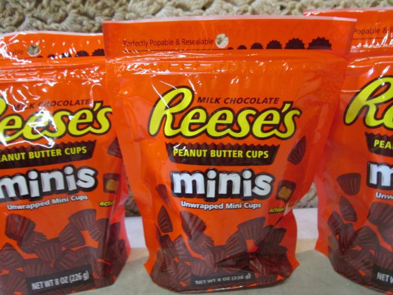 lot 134 image: 3 Bags of Reeses Peanut Butter Cup ...