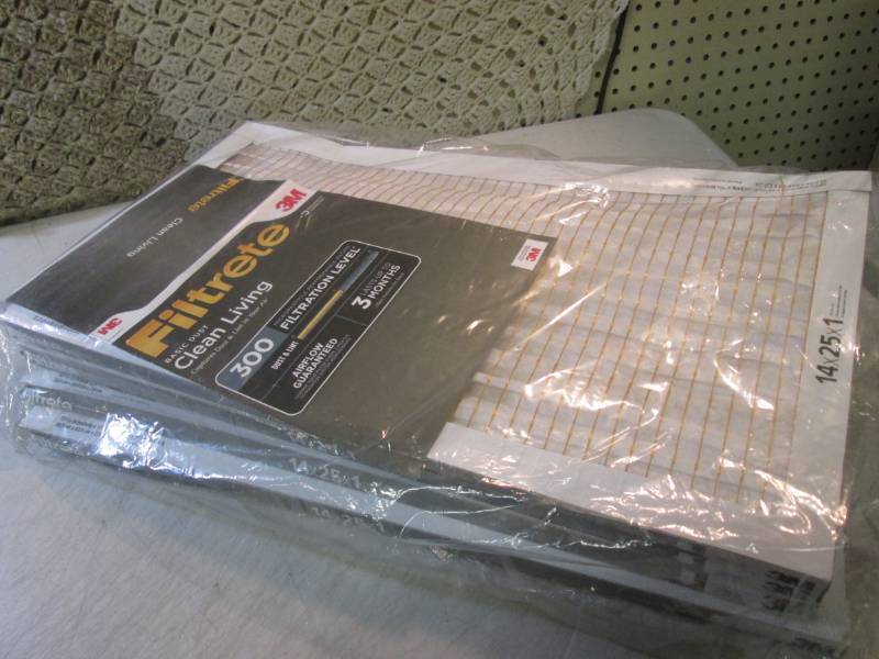 lot 155 image: Pack of 6 14 x 25 x 1 Furnace Fi...