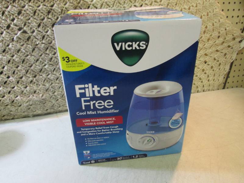lot 174 image: Vicks Filter Free Cool Mist Humidif...