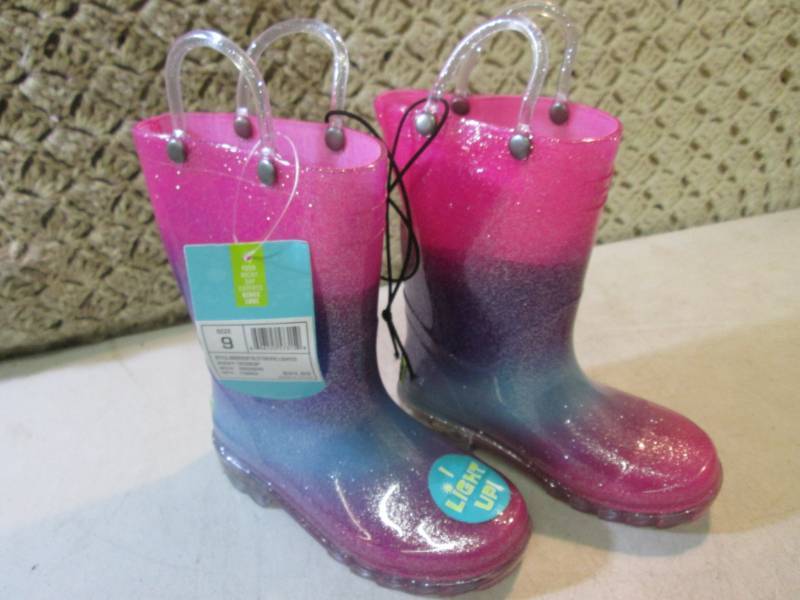lot 180 image: Light Up Water Proof Kids Boots Hee...