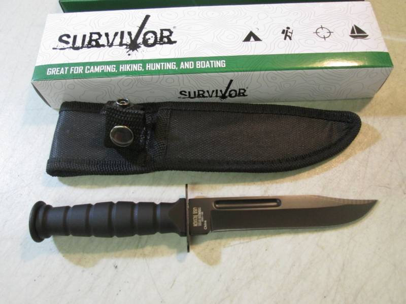 lot 198 image: Survivor 7 12 Knife with Sheath N...