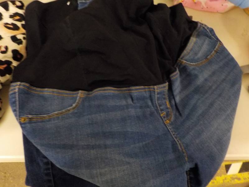 lot 42 image: 2 New pair Maternity size 16 jeans...