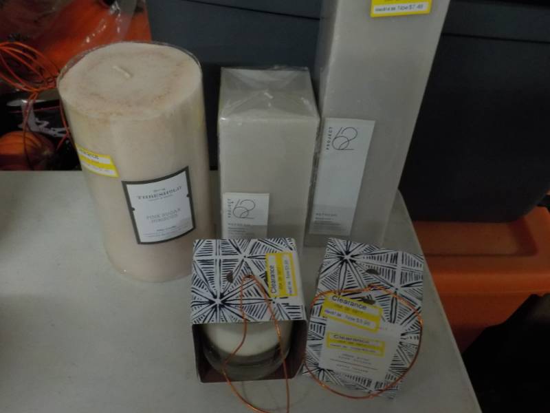 lot 64 image: 5 Candles...
