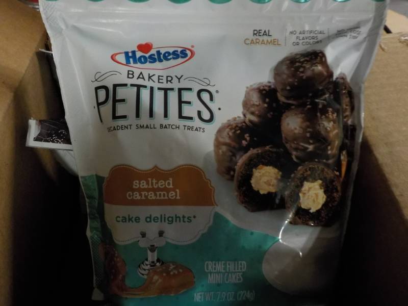 lot 85 image: 4 Bags Hostess Bakery Petites Salte...