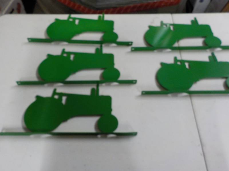 lot 116 image: Lot of 5 Tractor Mailbox Toppers...