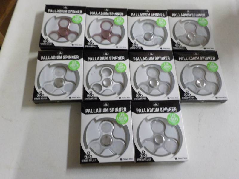 lot 124 image: Lot of 10 Palladium Spinners...