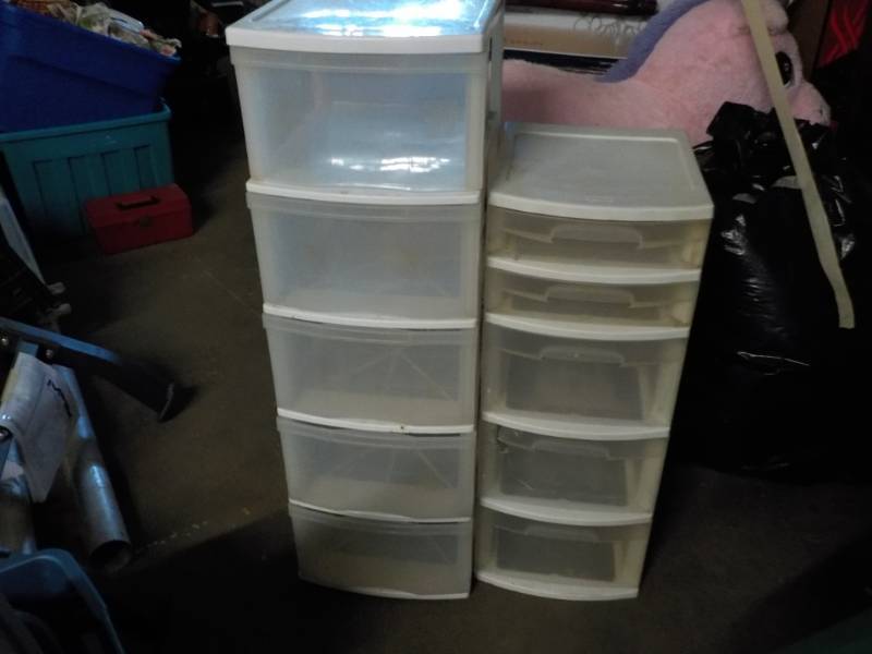lot 133 image: 2 -5 drawer plastic storage units...