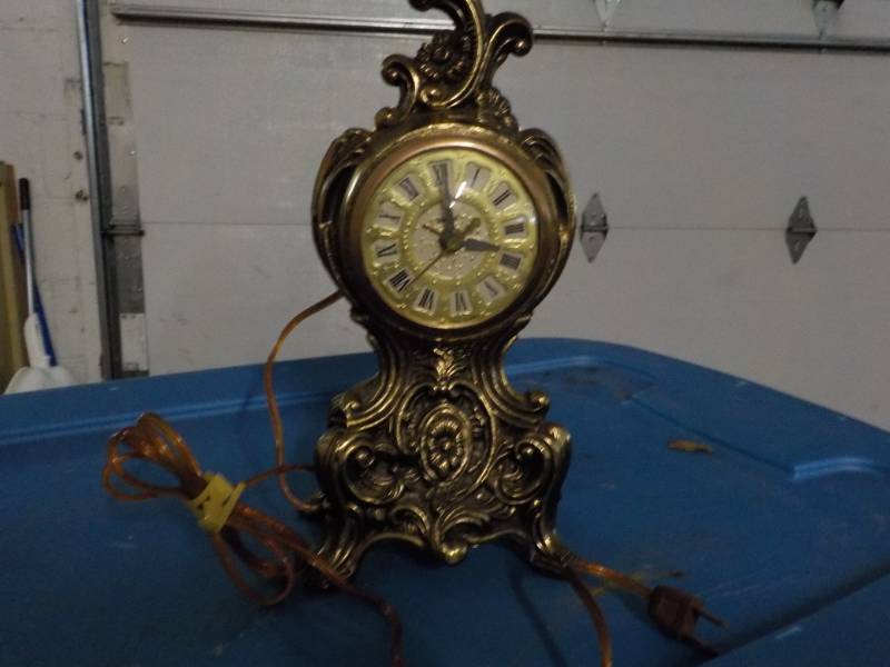 lot 136 image: Clock Model 782 United Metal Goods ...