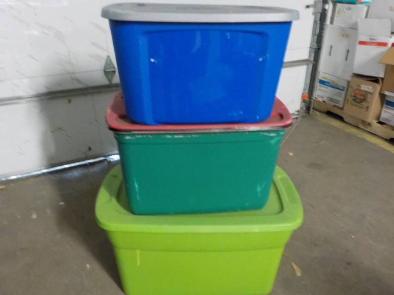 lot 160 image: 3 Totes with Lids...