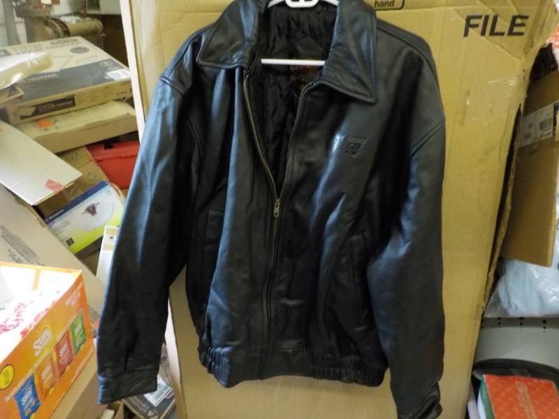 lot 176 image: Canyon Leather Jacket Mens XL Nesc...