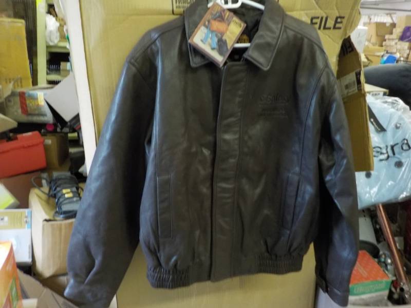 lot 178 image: Canyon Leather Jacket Mens XL Safe...